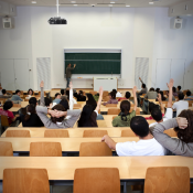 Università pubblica sotto accusa: tra inchieste giudiziarie e campagne mediatiche