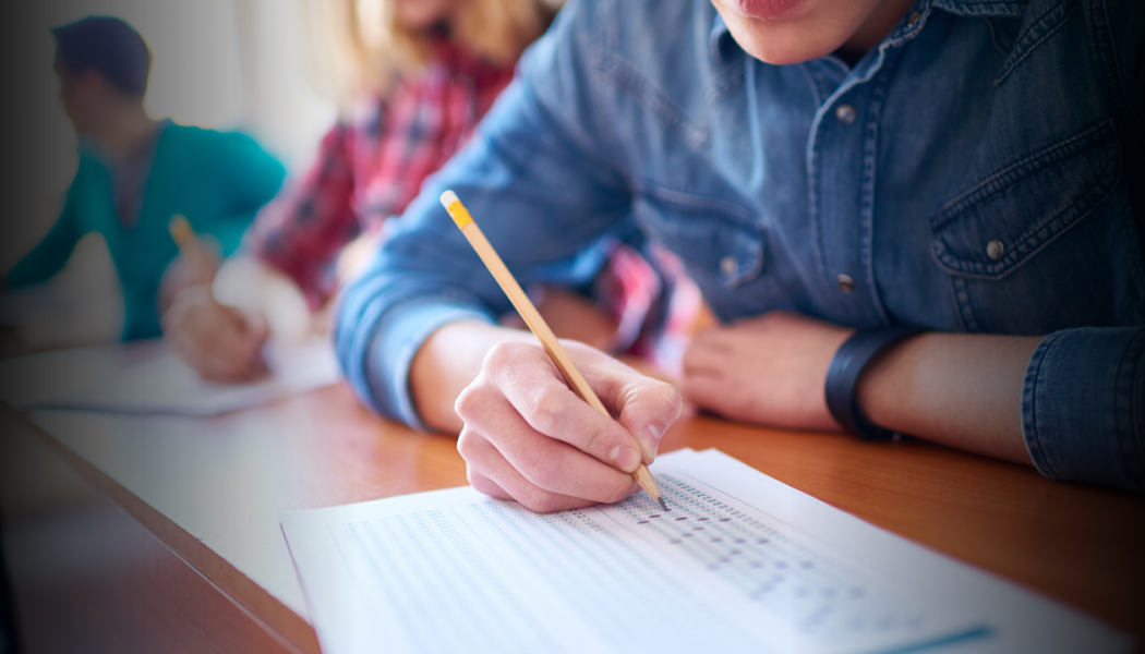 Truffa all’esame di storytelling: 67 studenti sotto inchiesta