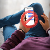 L’Università di Genova chiede 500 mila euro a ex studenti coinvolti in un sistema di esami truccati via WhatsApp