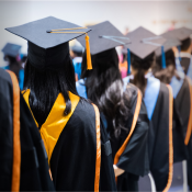 Ti hanno promesso stage o lavoro in Italia e non hanno mantenuto la promessa? Casi reali e come denunciare